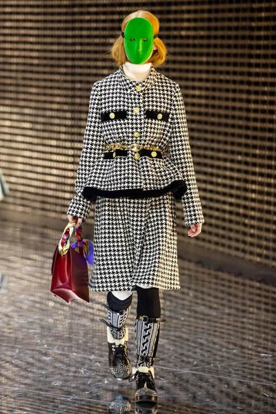 Look 21